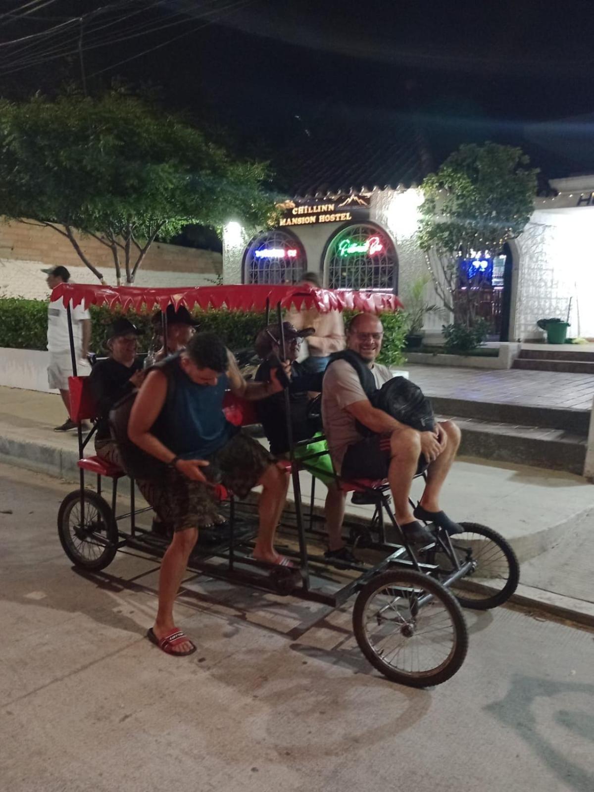 The Chill In Mansion Hostel Santa Marta Екстер'єр фото
