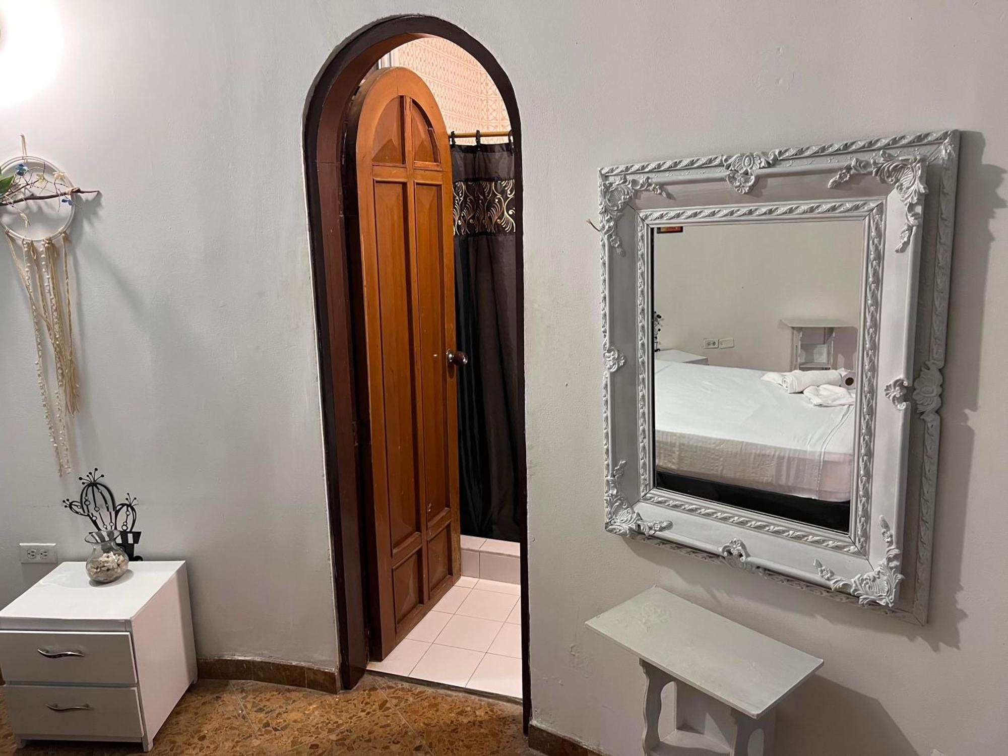 The Chill In Mansion Hostel Santa Marta Екстер'єр фото