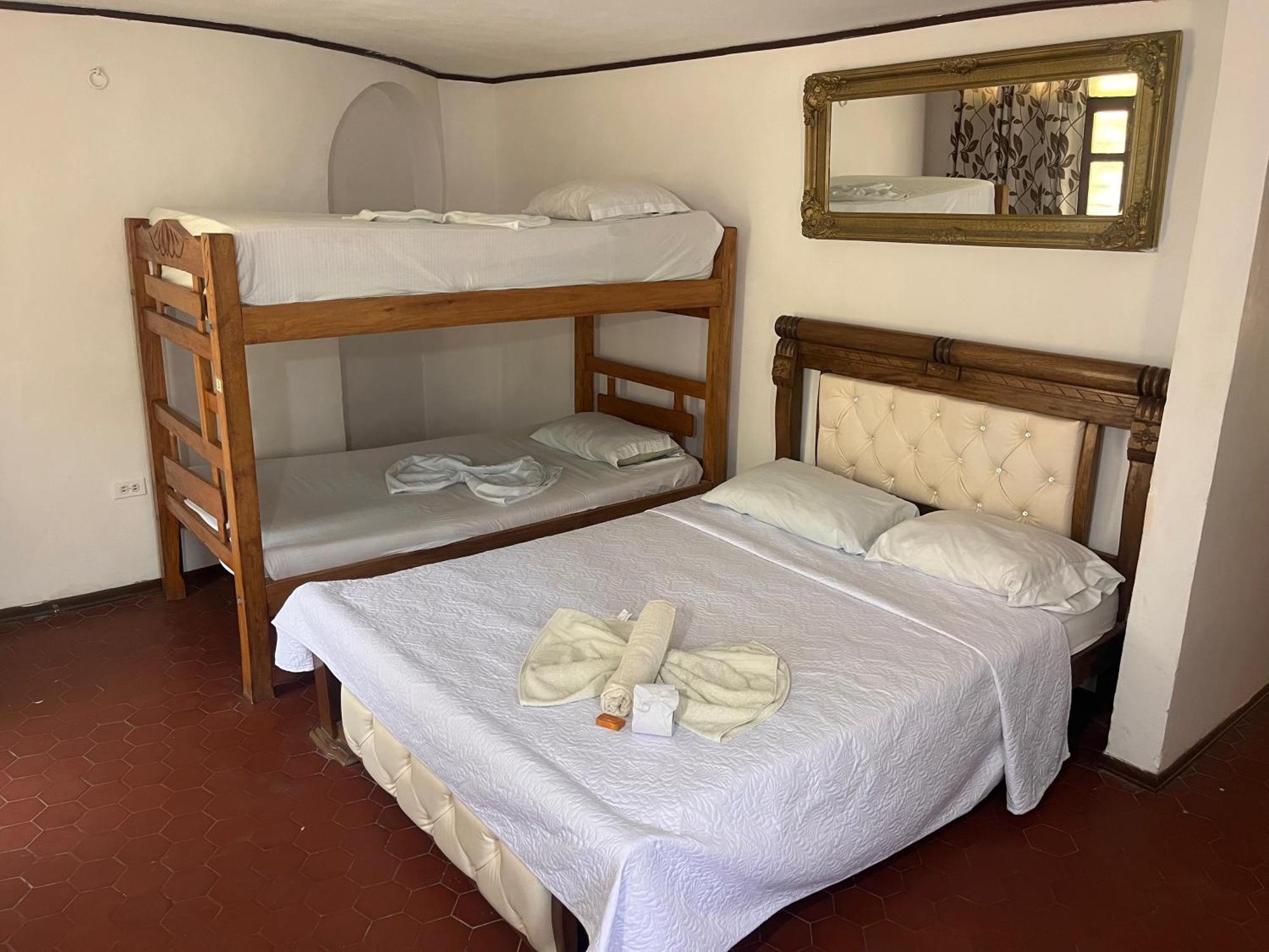 The Chill In Mansion Hostel Santa Marta Екстер'єр фото